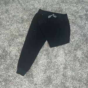 Black Figs scrub joggers